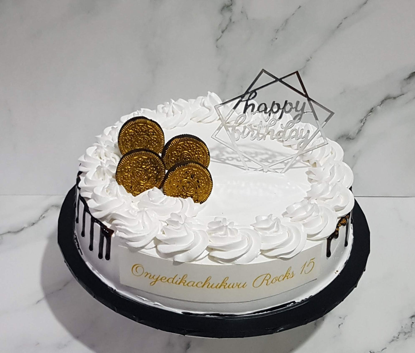 6 inches Celebration Cake - single layer cake